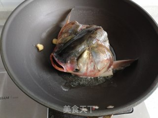 鱼头豆腐汤的做法步骤：2