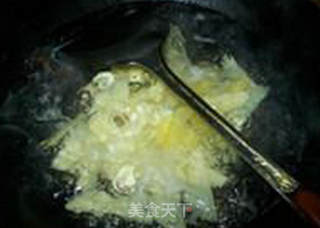 西瓜皮炒土豆片的做法步骤：5