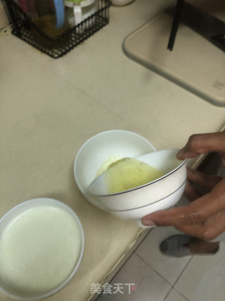 双皮奶的做法步骤：8