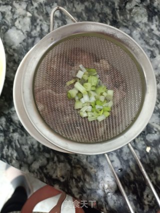 土豆丝炒肉的做法步骤：3