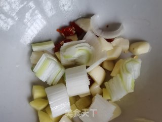 宫保鸡丁的做法步骤：5