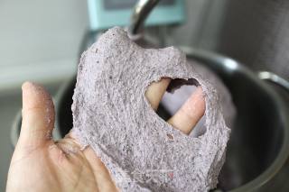 珐琅锅黑米欧包的做法步骤：2