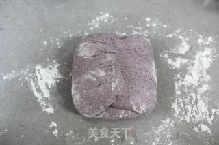 珐琅锅黑米欧包的做法步骤：6