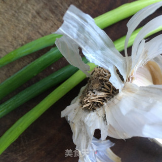 海带丝拌小豆芽的做法步骤：2