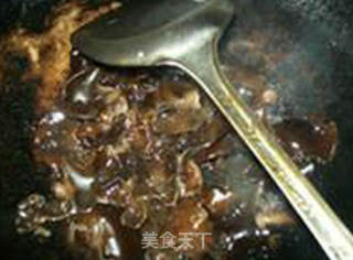 芦笋炒黑木耳的做法步骤：6