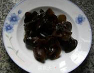 菌菇荷兰豆的做法步骤：2
