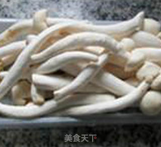 菌菇荷兰豆的做法步骤：3