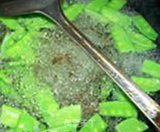 菌菇荷兰豆的做法步骤：6
