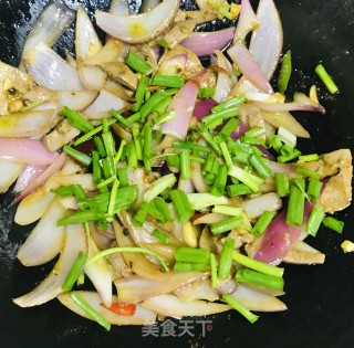 洋葱炒猪肝的做法步骤：8