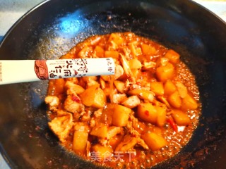 火麻酱香鸡胸烧土豆的做法步骤：11