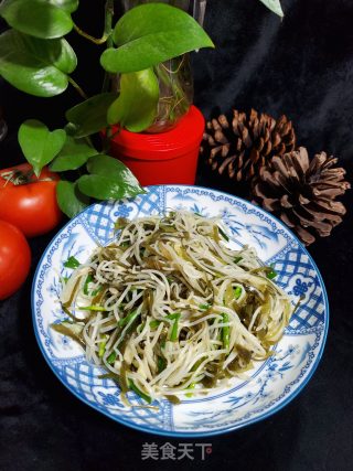 海带丝炒绿豆芽的做法步骤：11
