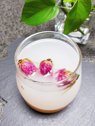 甜酒玫瑰饮的做法步骤：8