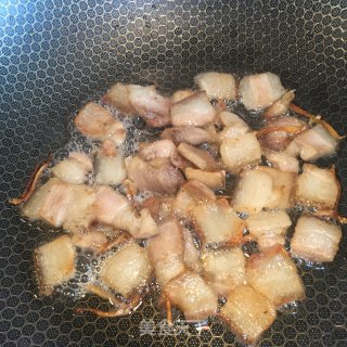 五花肉炒白菜帮的做法步骤：4