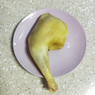 香菇鸡丝粥的做法步骤：1