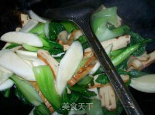 茭白香干炒青菜的做法步骤：8