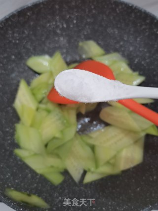素炒青瓜片的做法步骤：4