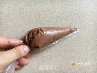 芒果波点蛋糕卷的做法步骤：15
