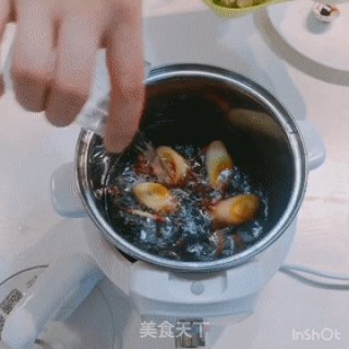 蹄焖鸡|超适合懒人的宴客硬菜，简单到谁做都好吃的做法步骤：2