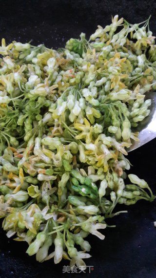 蒜炒夜香花的做法步骤：4