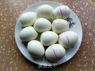啤酒鸡腿卤蛋的做法步骤：2