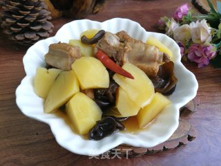 黑木耳土豆炖排骨的做法步骤：7