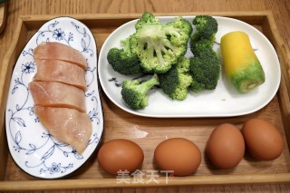 西兰花鸡肉卷的做法步骤：1