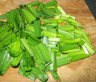 韭菜豆腐的做法步骤：3