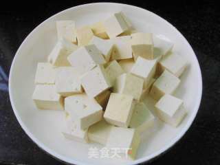能吃两碗米饭的麻婆豆腐的做法步骤：1