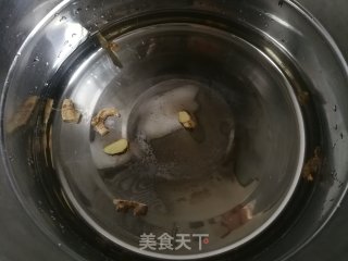 清蒸大闸蟹的做法步骤：2