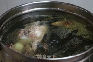 大骨炖鹅汤的做法步骤：11