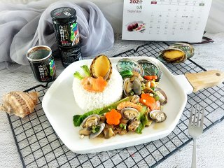 鲍鱼螺肉海鲜饭的做法步骤：16