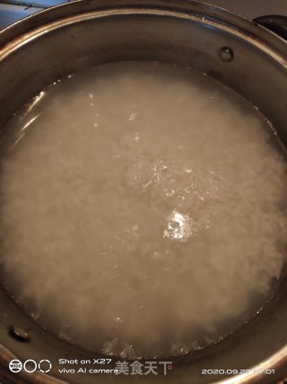 腐竹瘦肉粥的做法步骤：2
