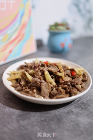 嫩姜炒牛肉的做法步骤：6
