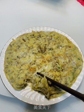 土豆丝煎鸡蛋饼的做法步骤：7