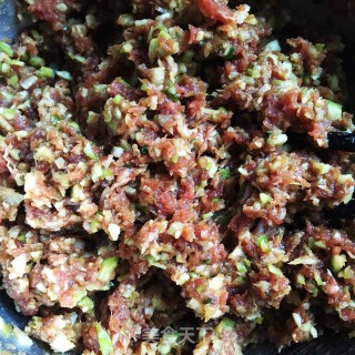 干拌萝卜牛肉水饺的做法步骤：8