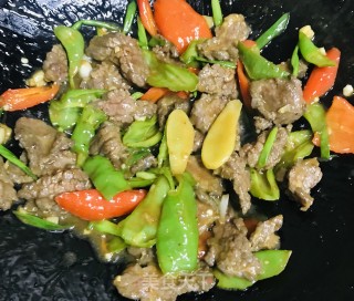 小炒牛肉#快手小炒#的做法步骤：10