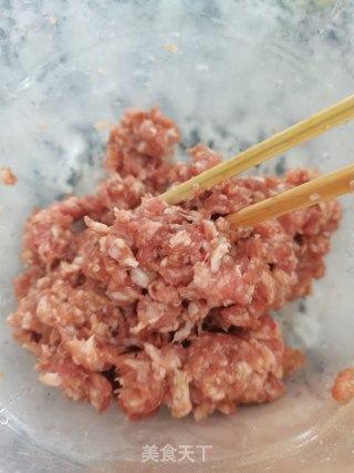 茄汁藕饼的做法步骤：1