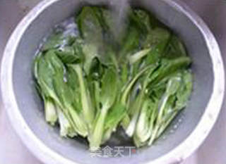鸡棕菌小青菜炒面疙瘩的做法步骤：4