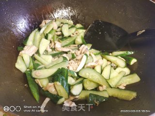 肉片炒黄瓜的做法步骤：6