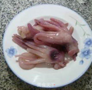 酸菜鱿鱼头炒饭的做法步骤：2