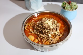 油豆腐煮牛肉的做法步骤：1