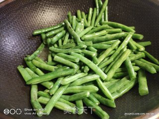 芸豆炒肉末的做法步骤：3