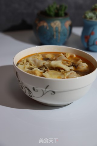 虾仁肉末馄饨的做法步骤：1