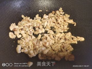 青椒黄瓜炒肉丝的做法步骤：4