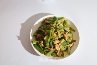 青椒黄瓜炒肉丝的做法步骤：9