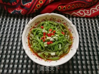 酸辣菠菜面的做法步骤：15