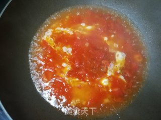 西红柿蛋花菠菜面的做法步骤：8