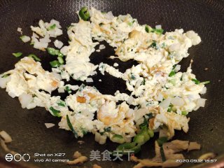 葱香蛋炒饭的做法步骤：5