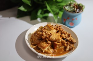 肉丝红烧豆腐的做法步骤：1