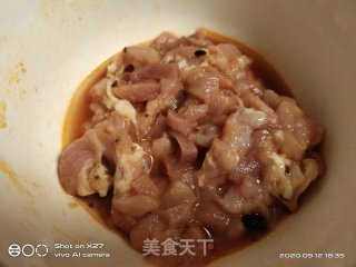 肉丝炒莲藕的做法步骤：2